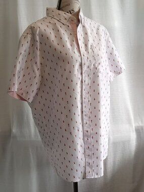 International Report white short sleeves button up shirt with ananas Large